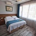 Hotel Vongole *