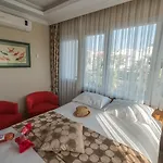 Vongole Hotel *