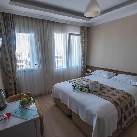 Vongole Szálloda Çeşme